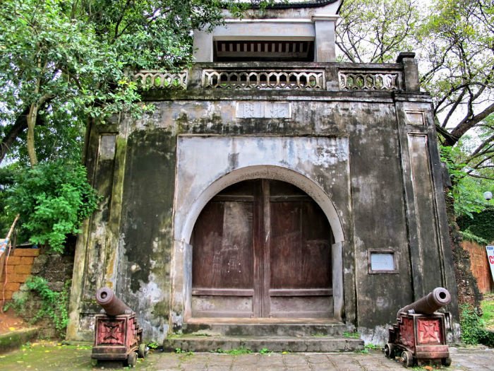 Entrance gate of Tay Son Martial Arts Village